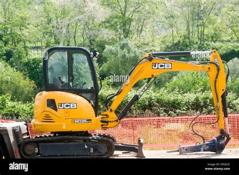 2.5 t digger|jcb mini digger.